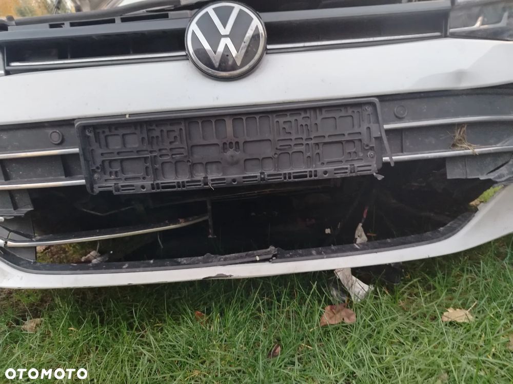 Volkswagen Passat 2.0 TDI SCR Style DSG - 16