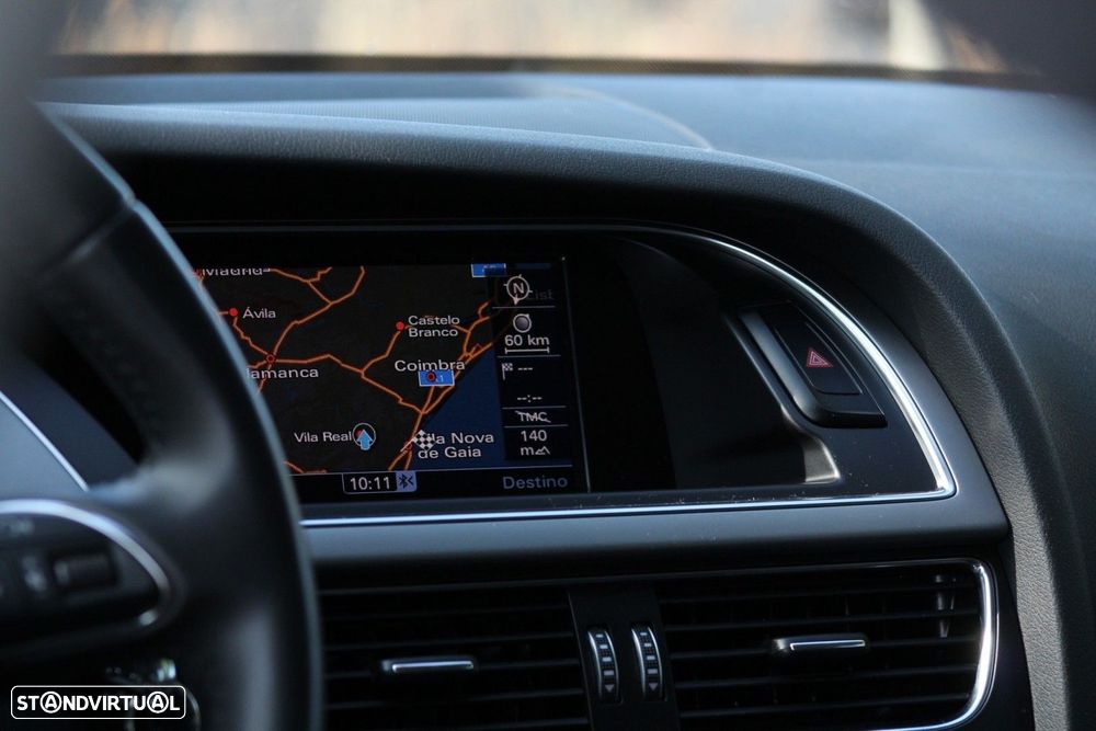 Audi A4 Avant 2.0 TDI Business Line - 26