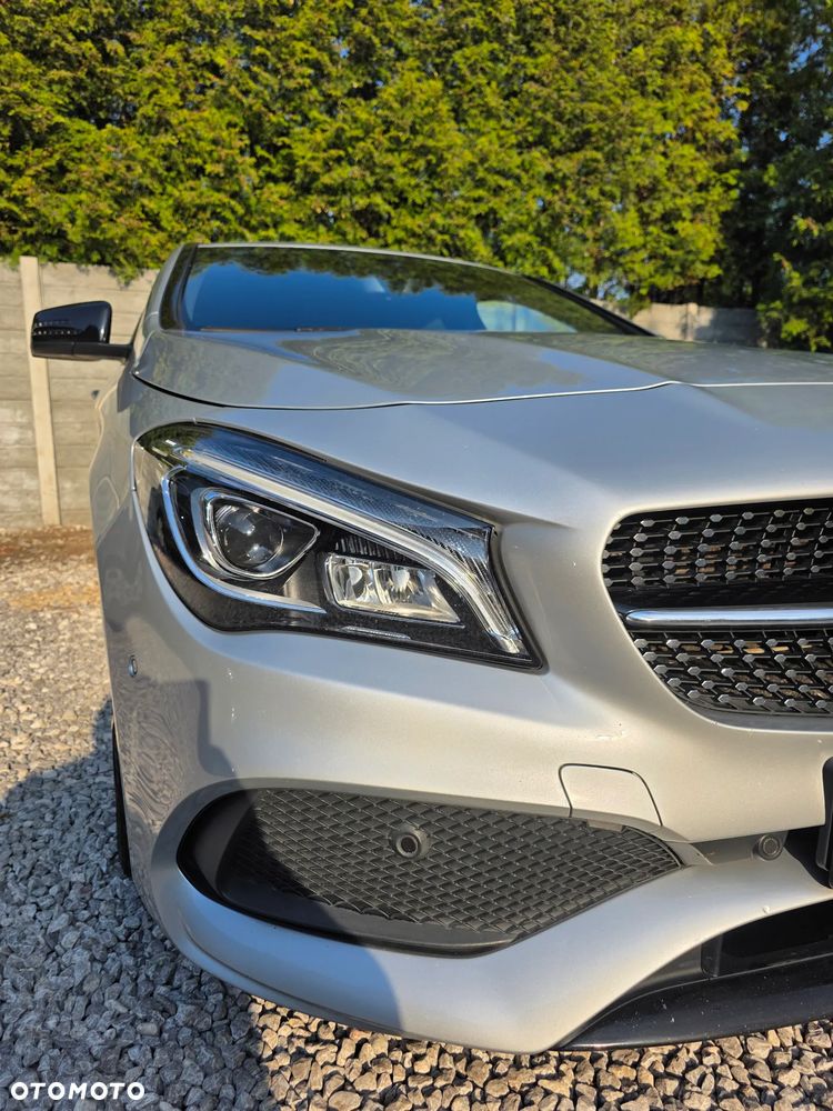 Mercedes-Benz CLA 180 7G-DCT AMG Line - 10