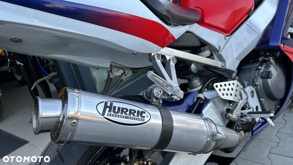 Honda CBR - 7