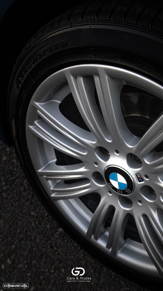 BMW 116 d Pack M - 19