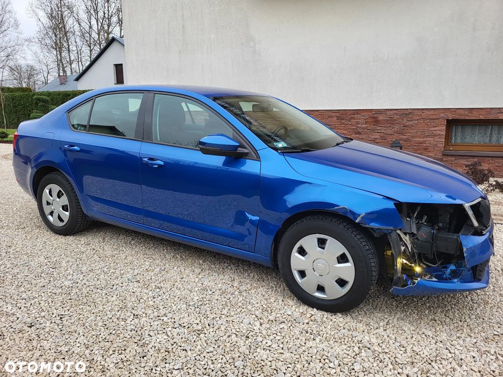 Skoda Octavia 1.6 TDI SCR Active - 9