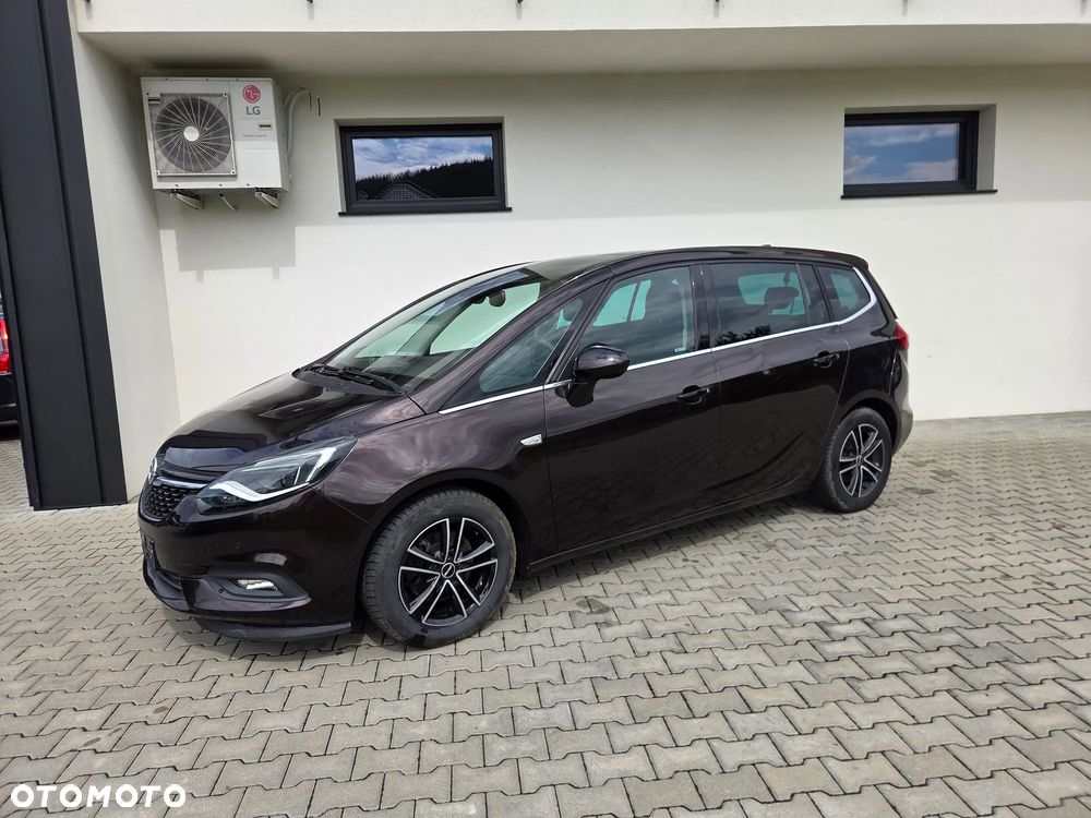 Opel Zafira - 17