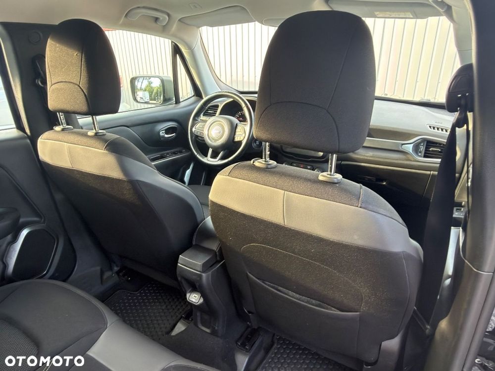 Jeep Renegade - 23