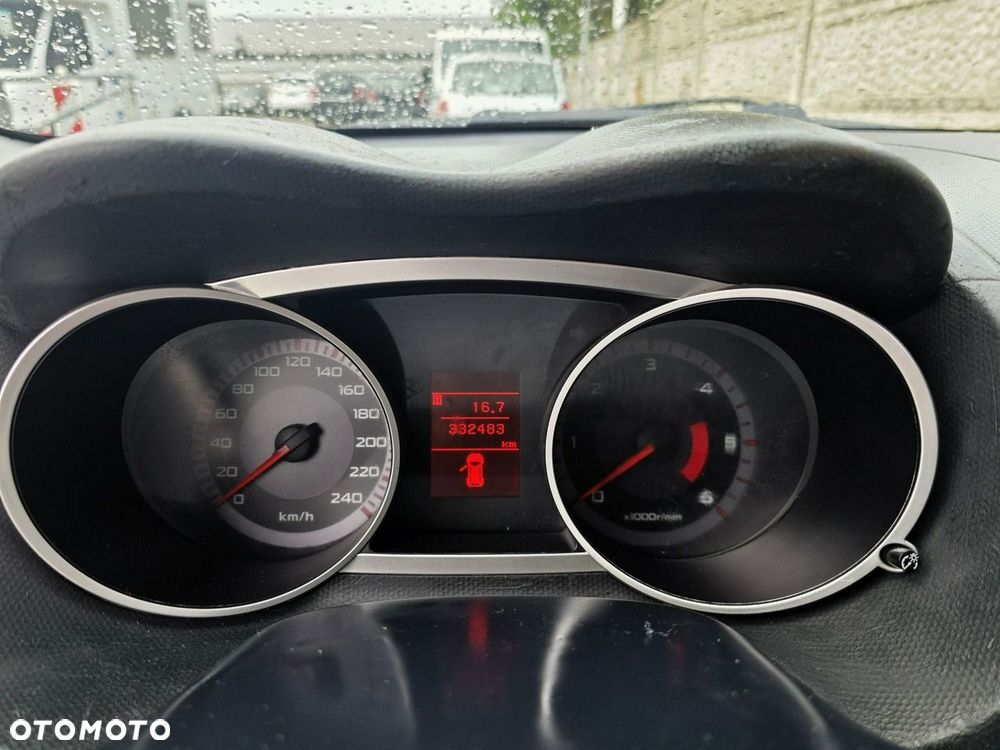 Peugeot 4007 HDI FAP 7-Sitzer Platinum - 17