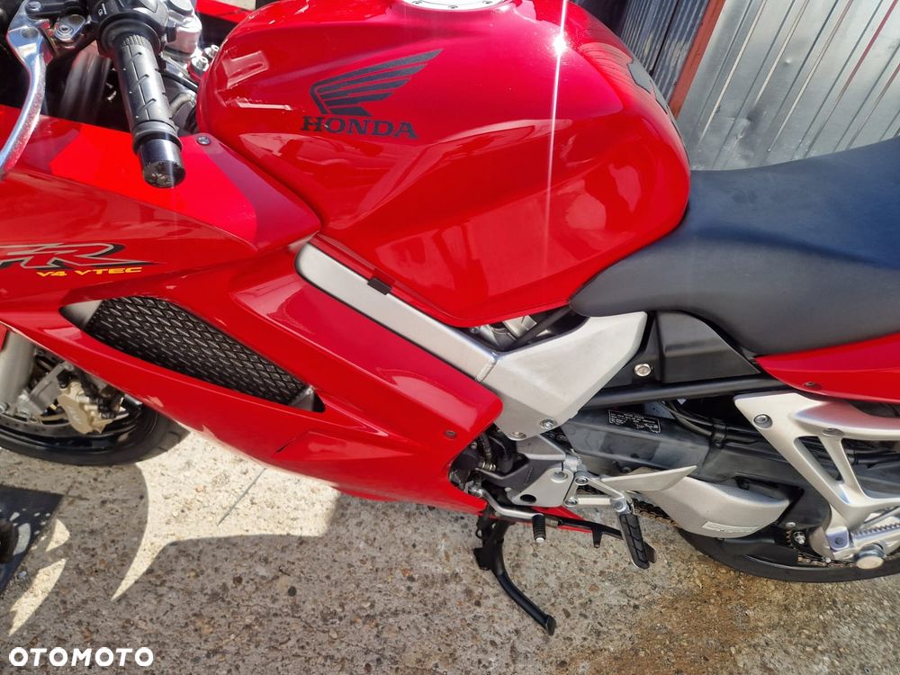 Honda VFR - 31