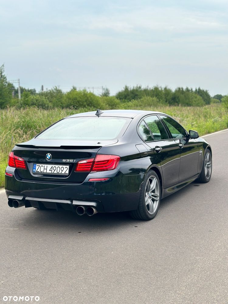 BMW Seria 5 535i xDrive - 7