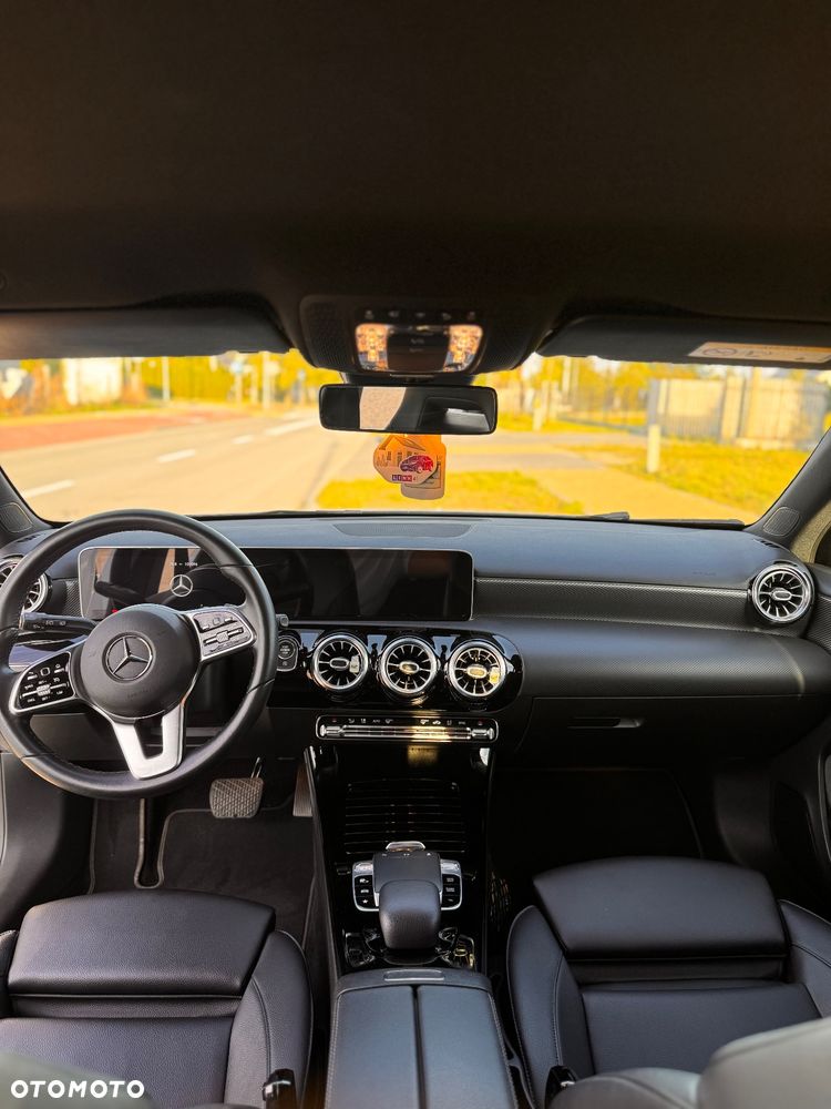 Mercedes-Benz Klasa A 200 7G-DCT - 8