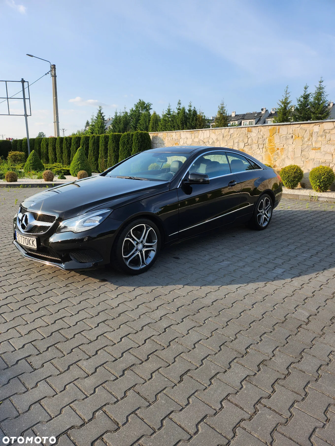 Mercedes-Benz Klasa E 200 Coupe 9G-TRONIC - 4