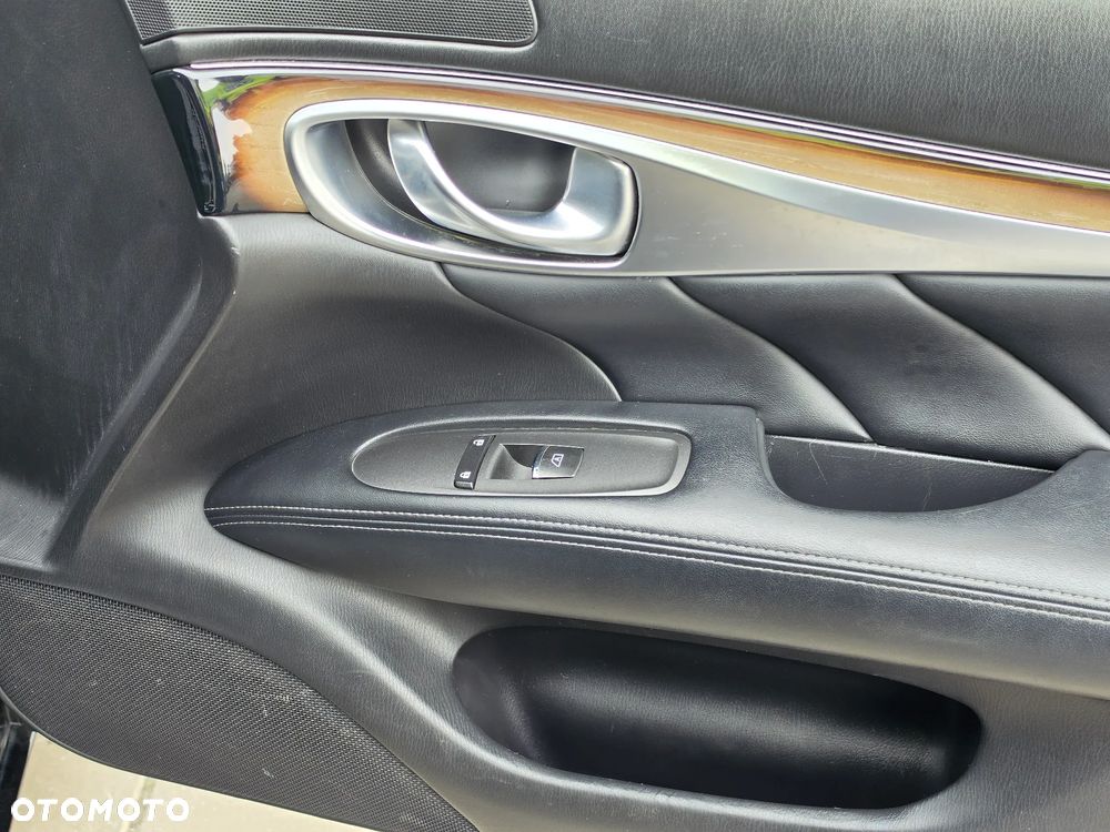 Infiniti M M30d S Premium - 33