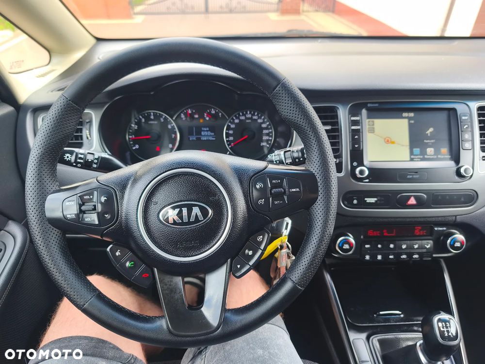 Kia Carens 1.6 GDI Business Line EU6 - 9