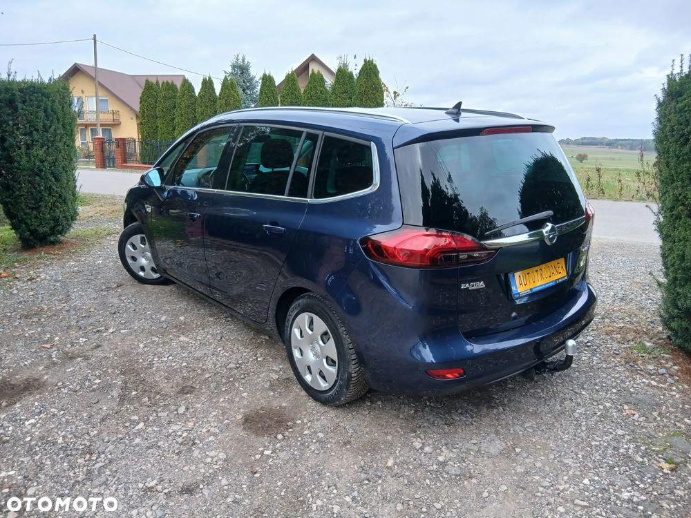 Opel Zafira 2011