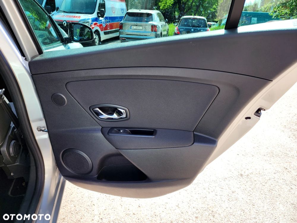 Renault Megane 1.6 16V 110 Dynamique - 32