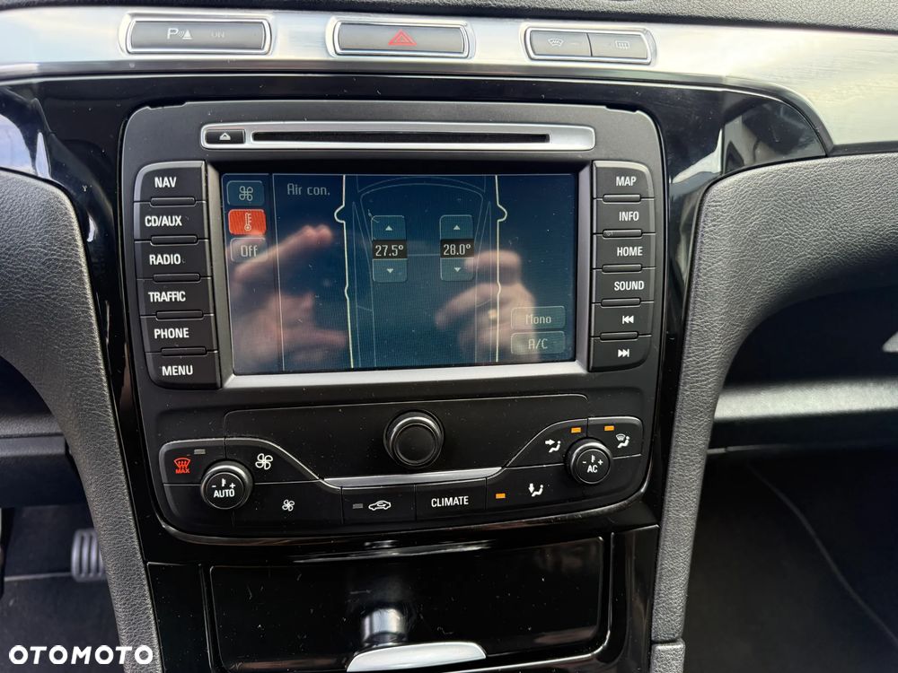 Ford S-Max 2.0 TDCi DPF Titanium - 29