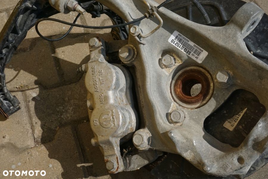DODGE RAM V 1500 2019 - Zwrotnica Zacisk Wahacz Lewy Przód USA - 5