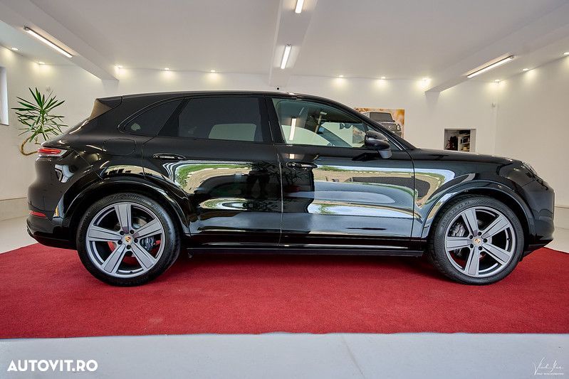 Porsche Cayenne Black Edition - 5
