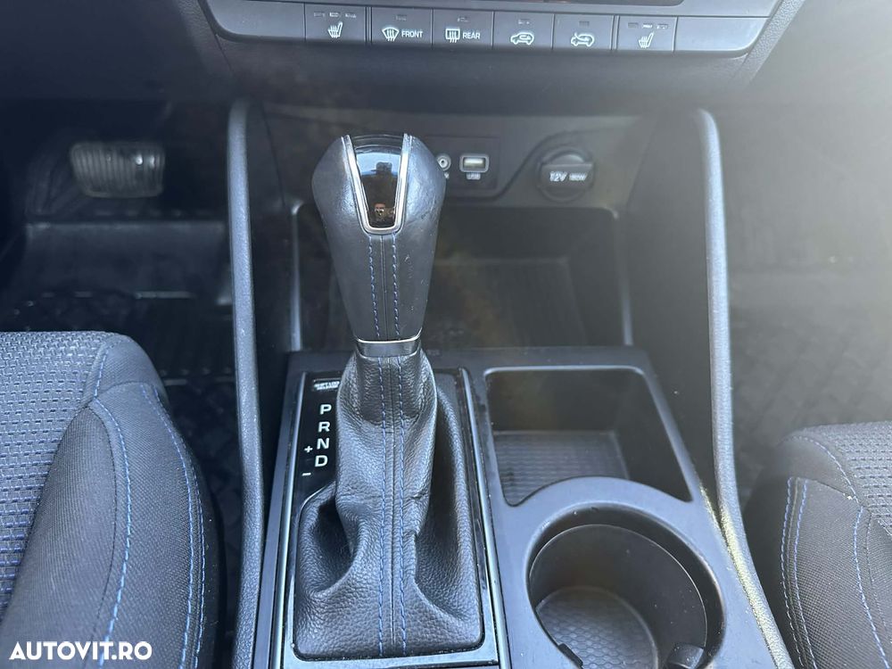 Hyundai Tucson blue 1.6 CRDi 2WD DCT Premium - 10