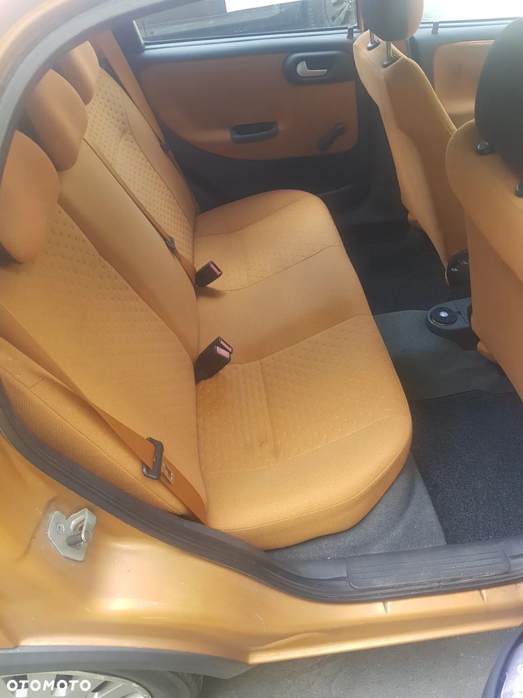 Opel Corsa 1.2 16V NJoy - 12