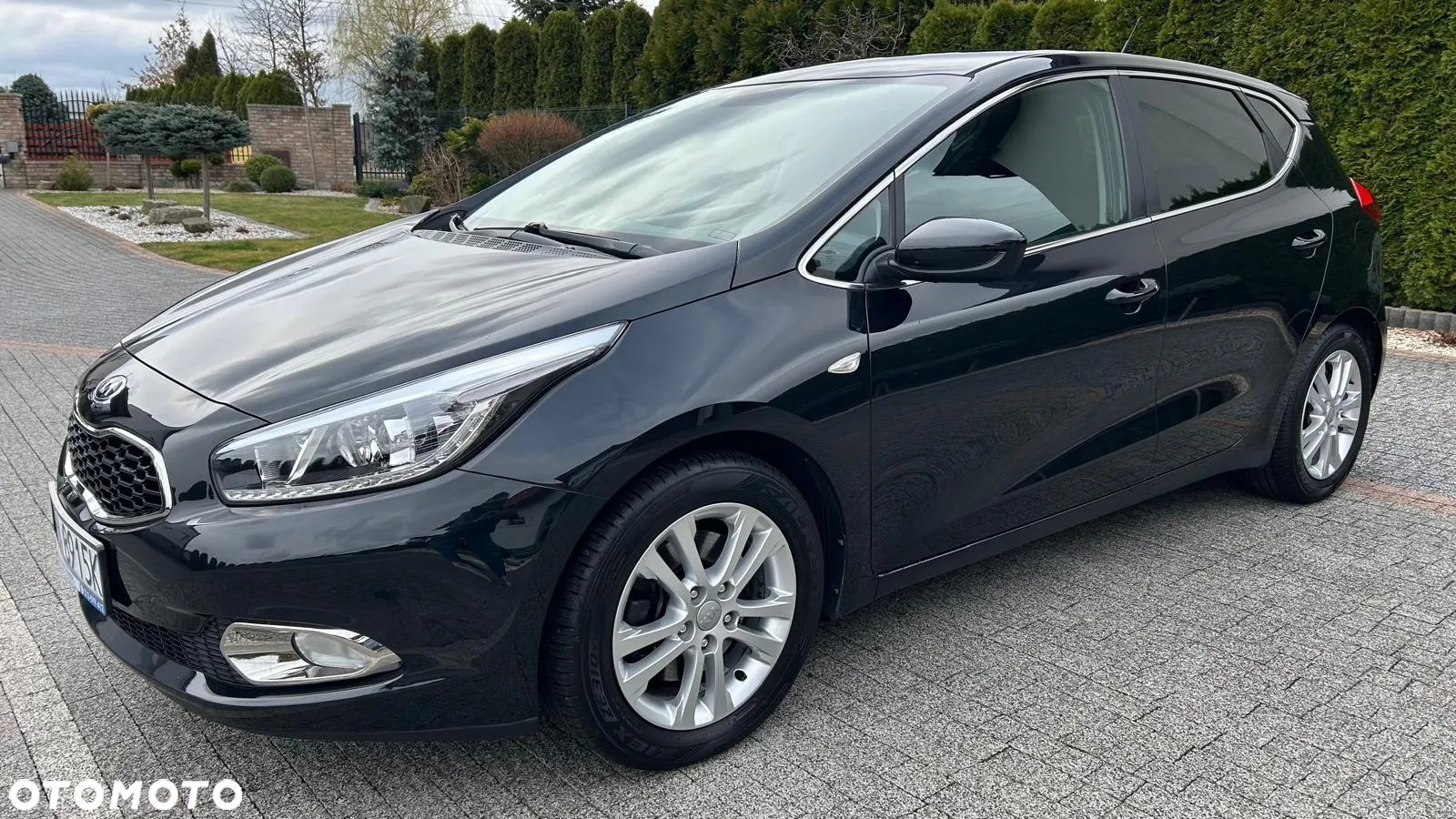 Kia Ceed 1.4 CVVT Dream-Team Edition - 8