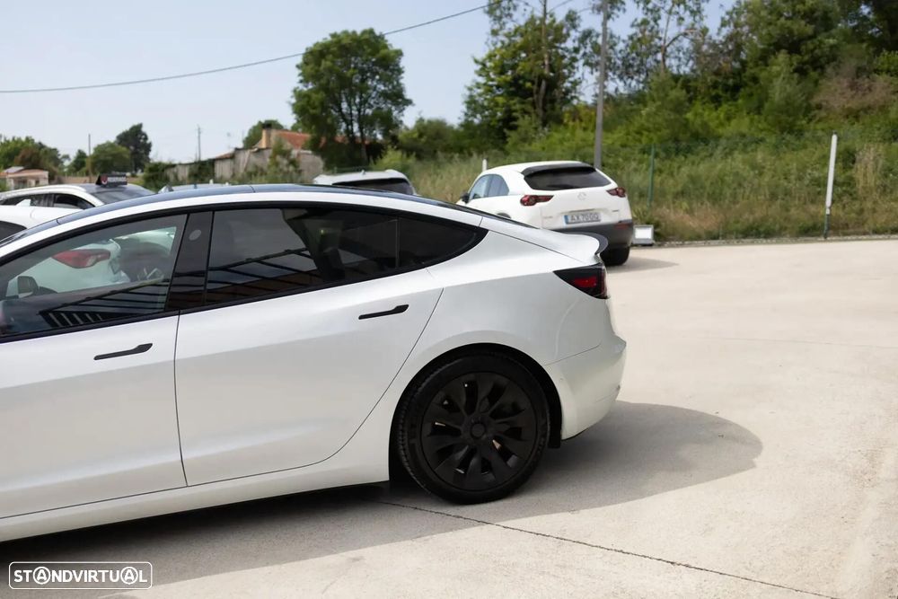 Tesla Model 3 - 18