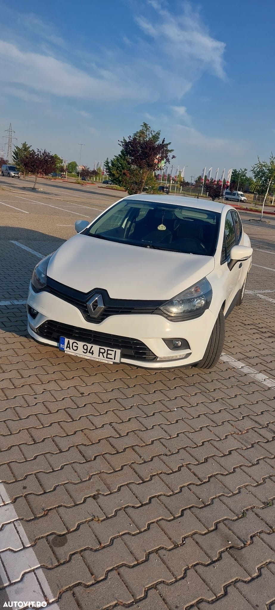 Renault Clio IV 1.5 dCi Life - 1