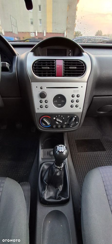 Opel Corsa 1.0 12V Comfort - 6