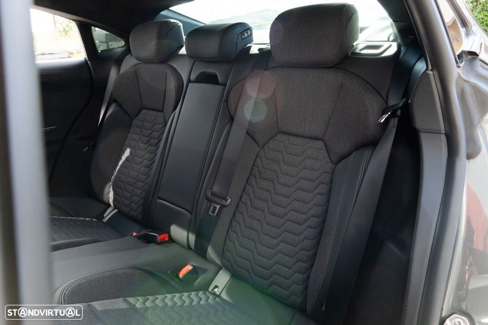 Audi e-tron GT quattro - 38