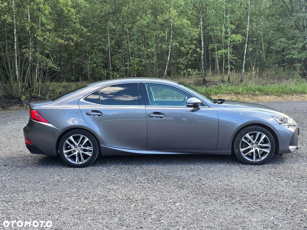 Lexus IS 200t / 300 Elegance - 3