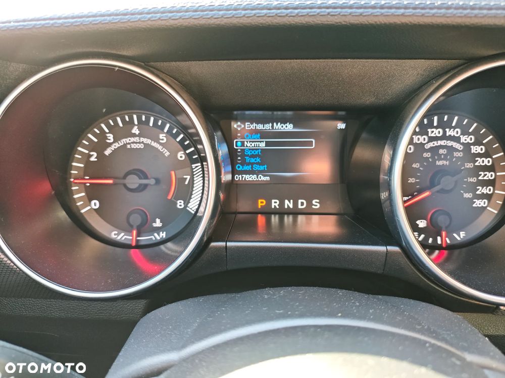 Ford Mustang 5.0 V8 GT - 20