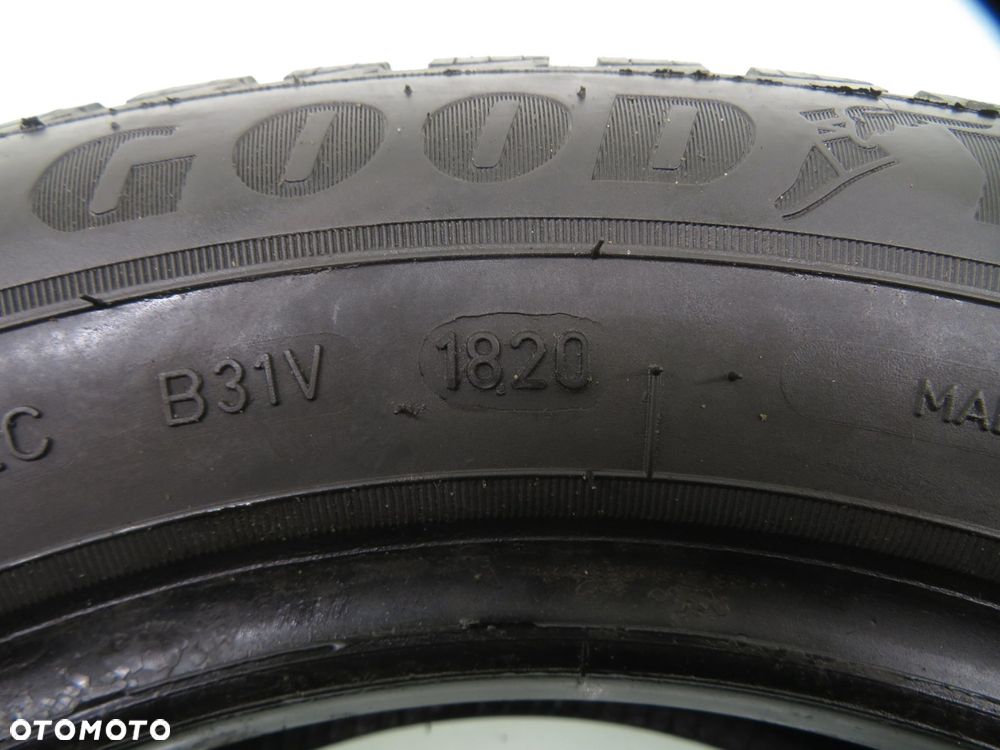 2x 165/70R14C OPONY ZIMOWE DOSTAWCZE Goodyear UltraGrip 9+ 89/87 R - 2