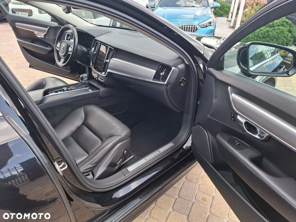 Volvo S90 D3 Momentum Pro - 11