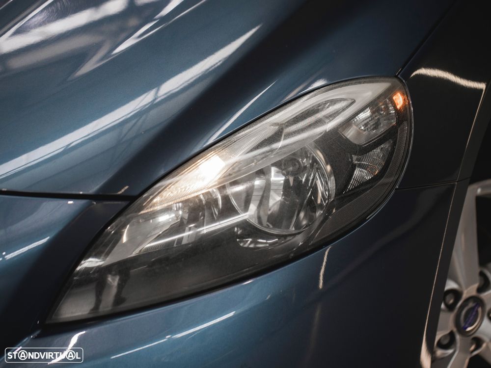 Volvo V40 D2 Kinetic - 10