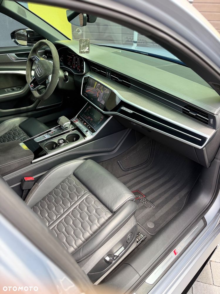 Audi RS6 Avant - 11