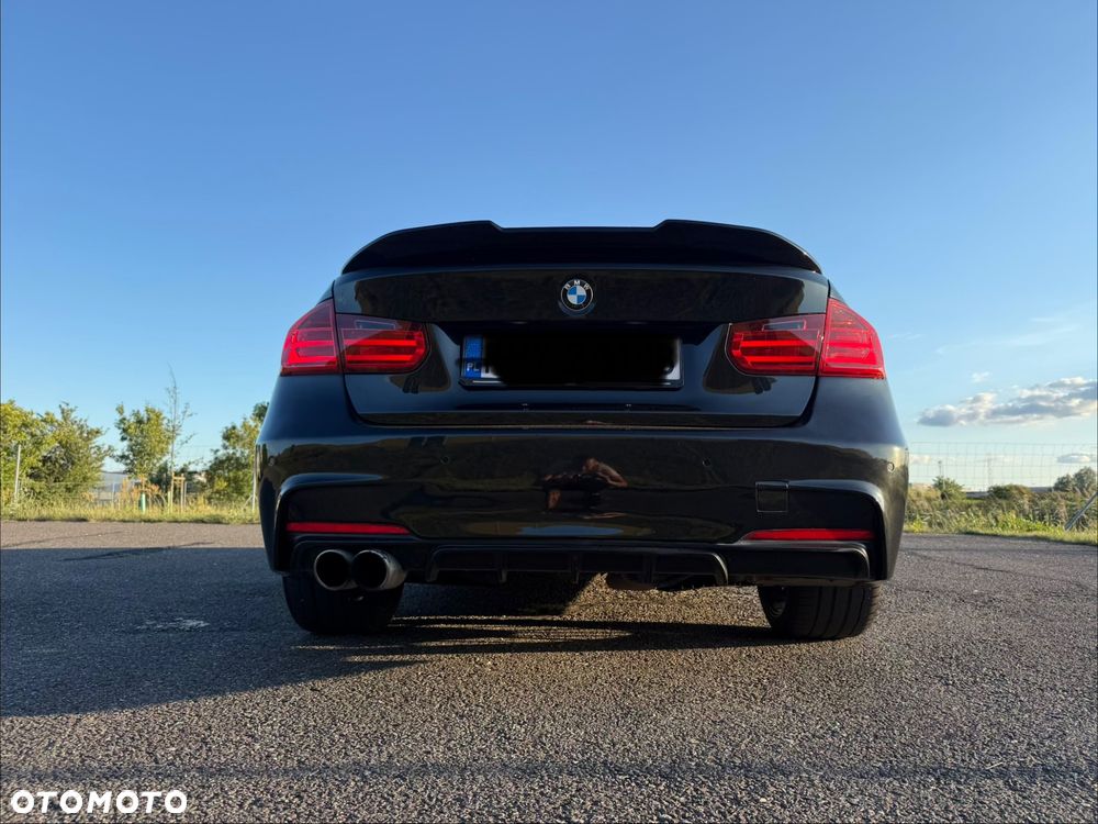 BMW Seria 3 320d - 11