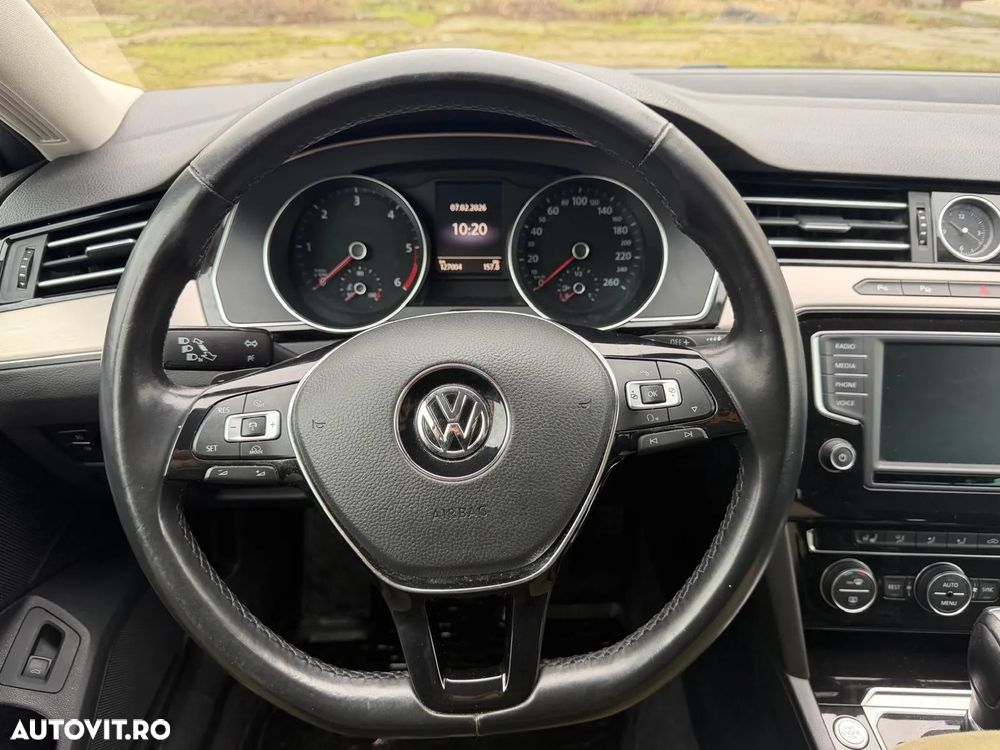 Volkswagen Passat 2.0 TDI DSG Highline - 7