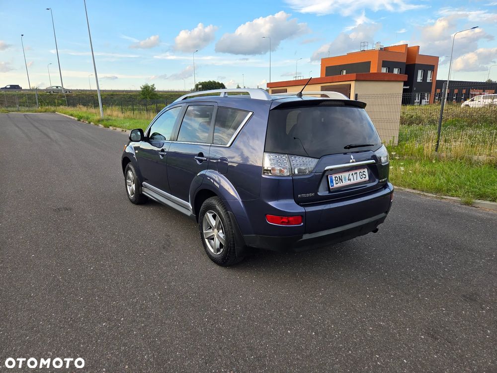 Mitsubishi Outlander 2.4 4WD CVT Intense - 5