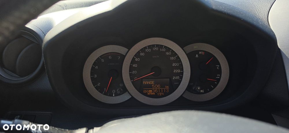 Toyota RAV4 - 7