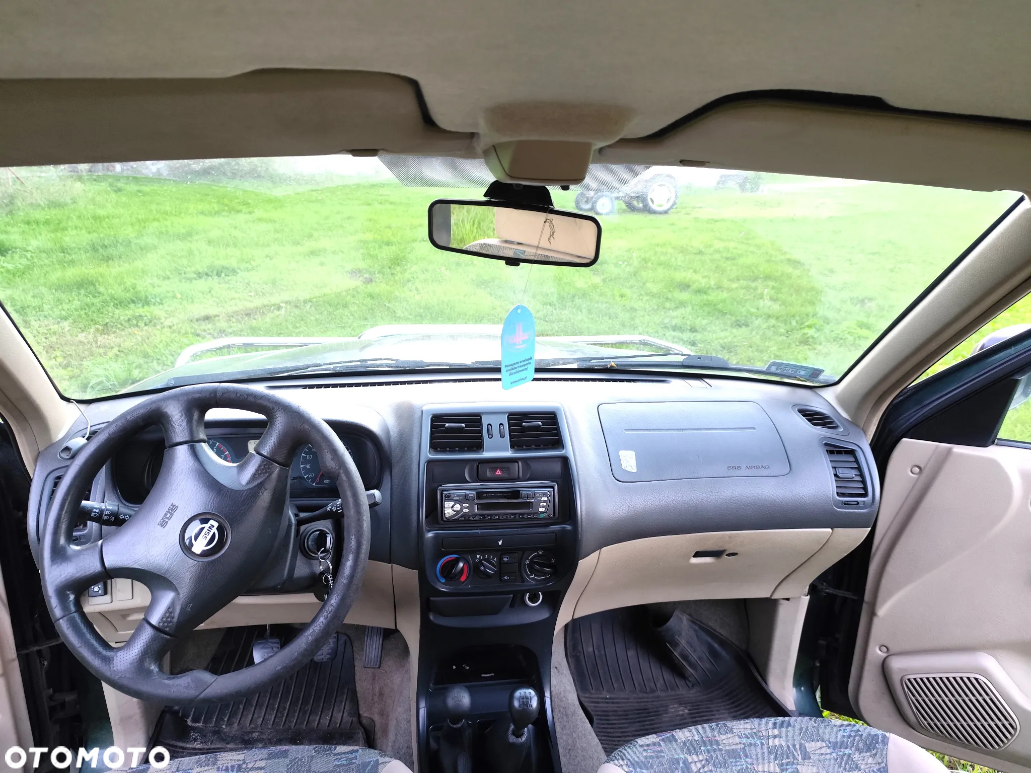 Nissan Terrano II 2.4 S - 12
