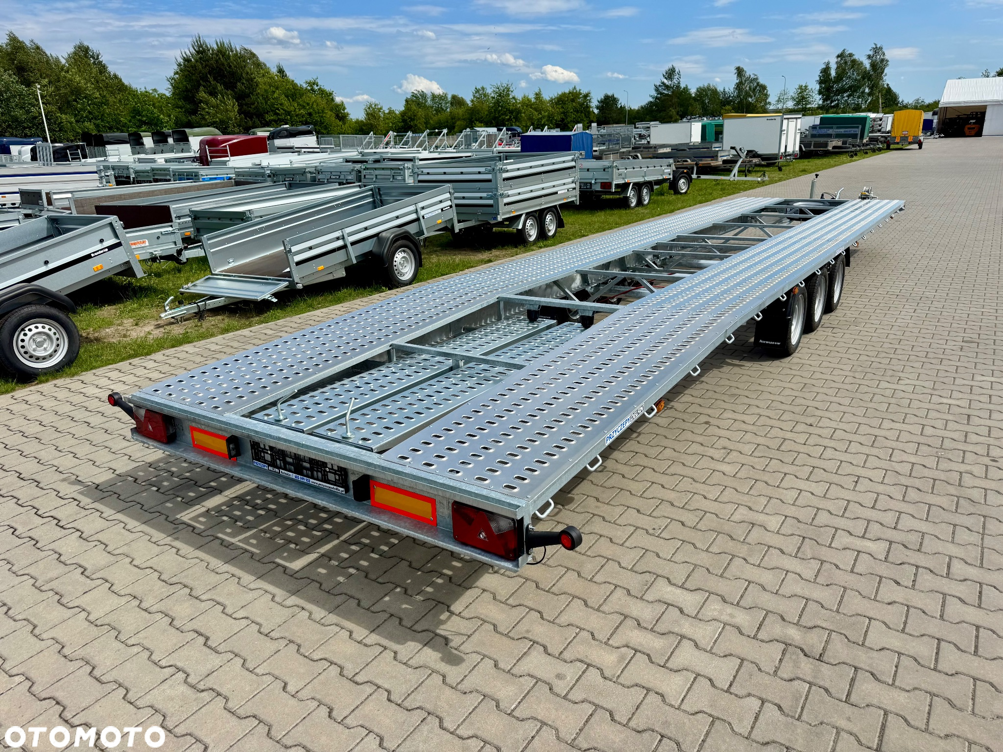Niewiadów Indiana 9m x 2.1 m | 3.5T - 5