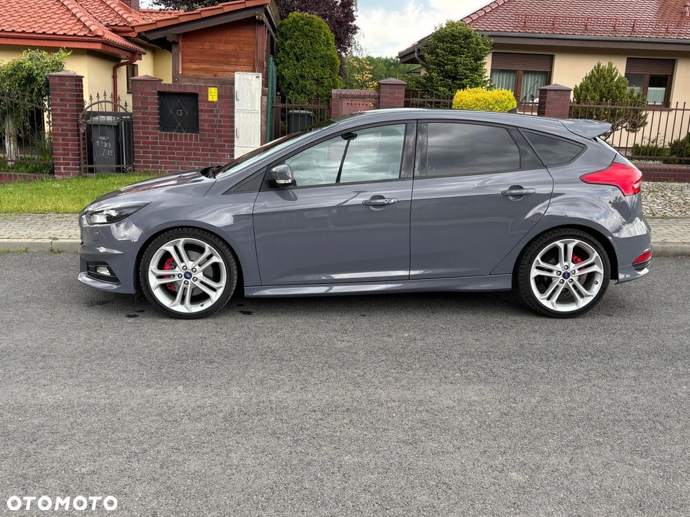 Ford Focus 2.0 TDCi ST - 6