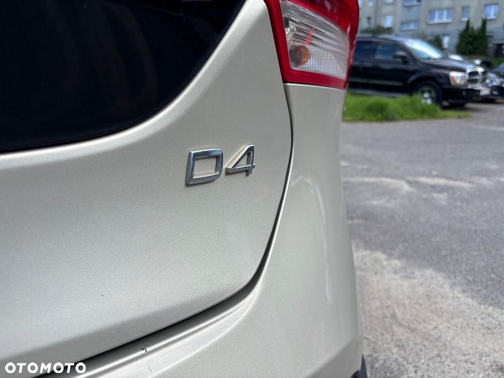 Volvo V40 D4 Geartronic Summum - 6