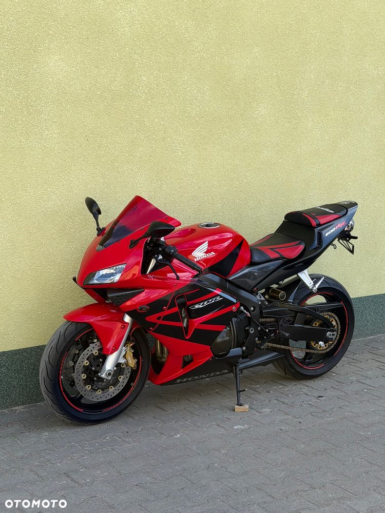 Honda CBR - 27