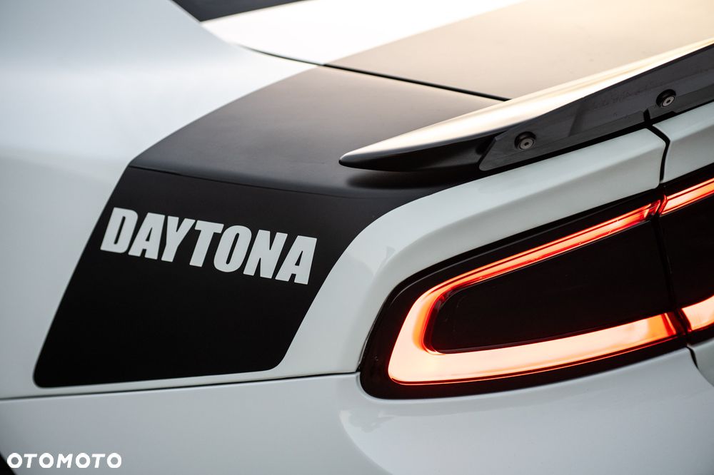 Dodge Charger 5.7 R/T Daytona - 12