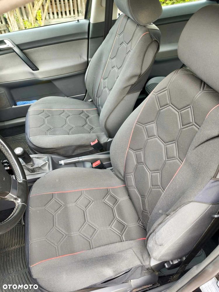 Volkswagen Polo - 6