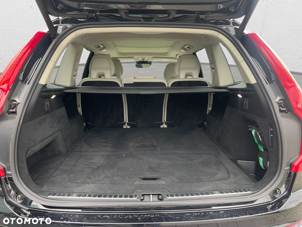 Volvo XC 90 - 19