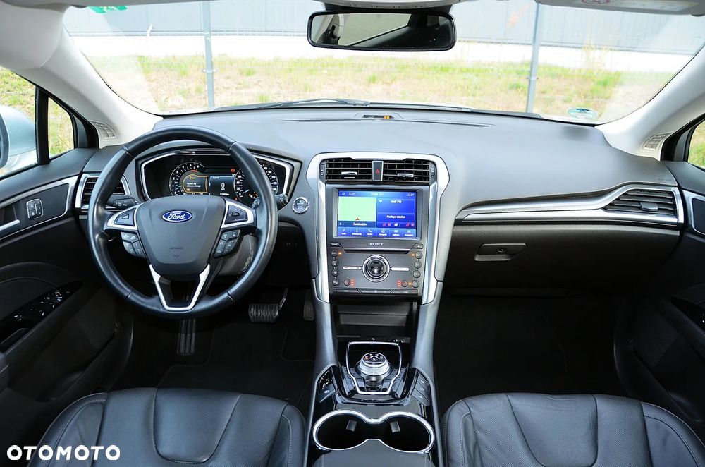 Ford Mondeo 2.0 EcoBlue Allrad Titanium - 27