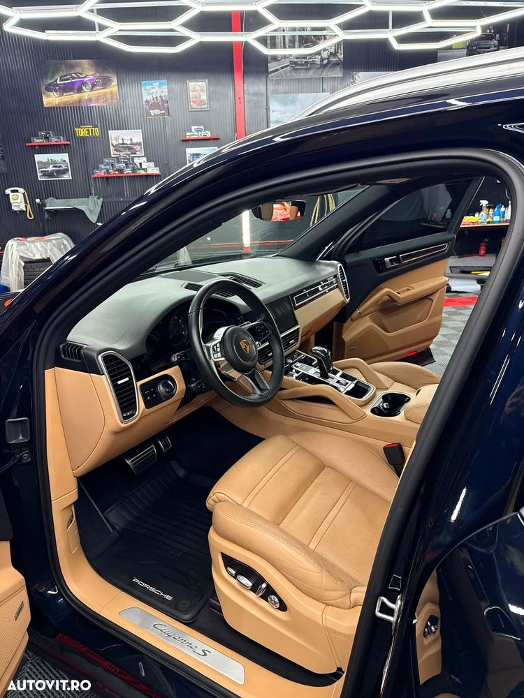 Porsche Cayenne S - 19