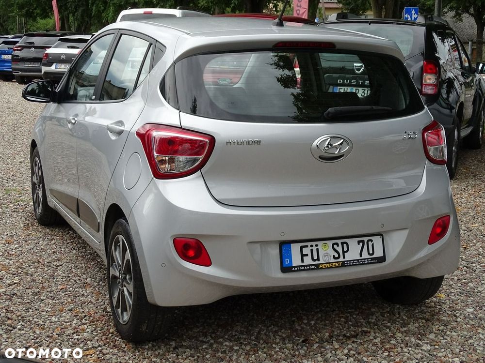 Hyundai i10 1.0 GO - 10