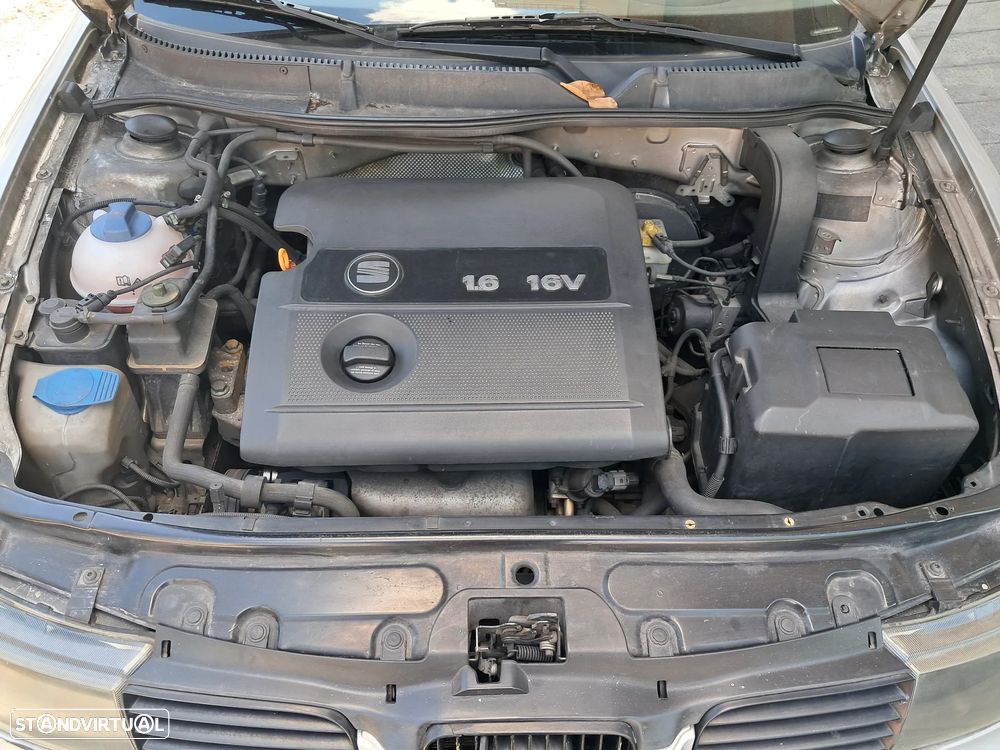 SEAT Toledo 1.6 Confort - 12