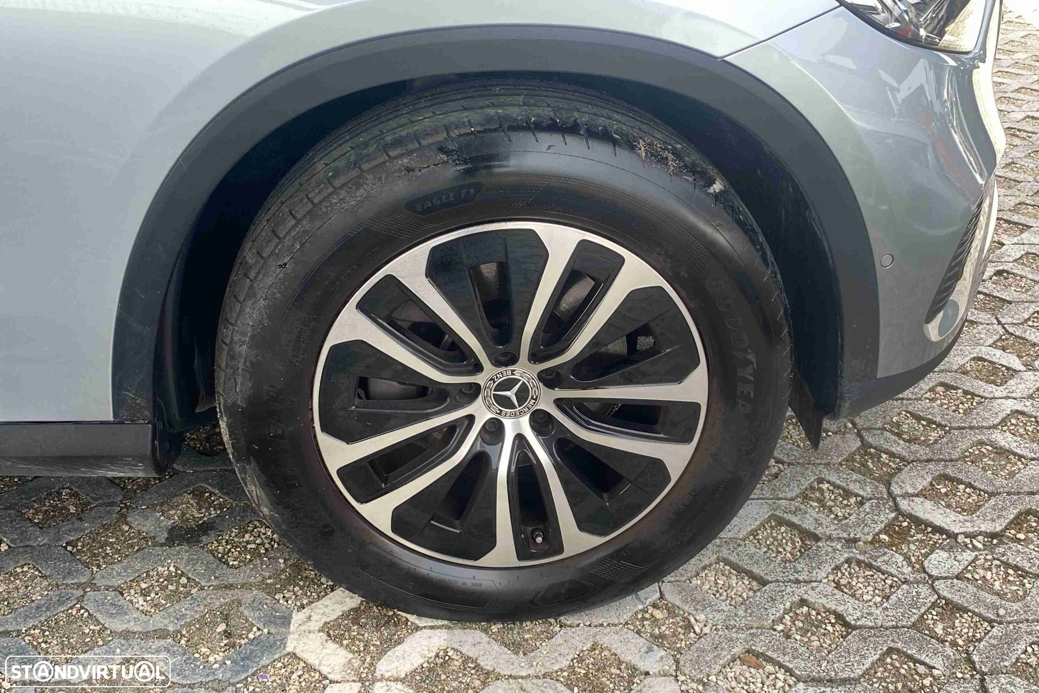 Mercedes-Benz GLC 220 d 4Matic - 4